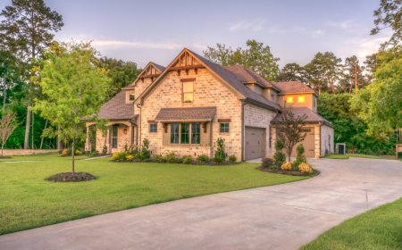 Oberoi Realty Adarsh Nagar | Luxurious Living with Good Amenities