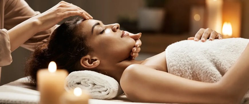 Massage tantrique & massage naturiste à Caen : une approche holistique du bien-être profond