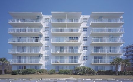 Modern 2/3 BHKs in a 45-Acre Green Hub by Abhee Gunjur