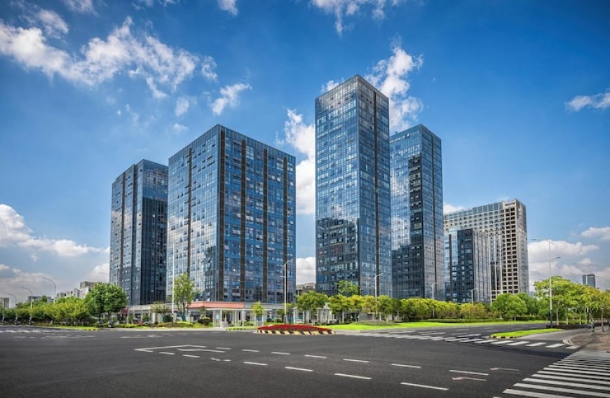 Signature Global Project: A New Mixed-Use Landmark on SPR Road