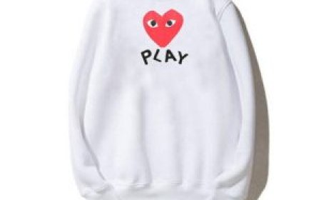 Come Abbinare Accessori Comme des Garçons in Italia