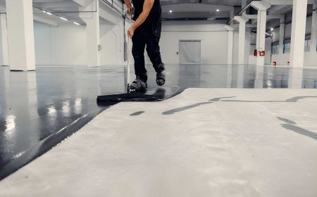 How Does Epoxy Flooring Enhance the Look of Modern Interiors Today?