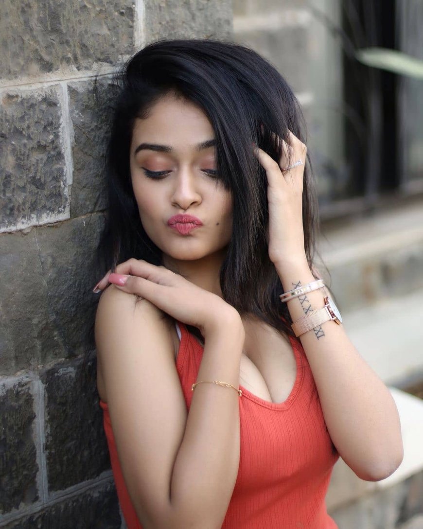 Get 50% Discount on Hot Call Girls in Lonavala Hotels
