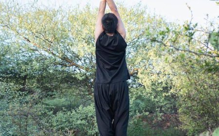 Non-Toxic Yoga Pants: Why Conscious Yogis Are Making the Switch