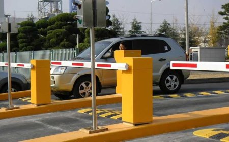 Gate Barrier System Dubai & Sliding Glass Doors Dubai – Smart Entrance Solutions by Macro Doors