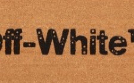 What an Off White Rug Does to Your Empty Room