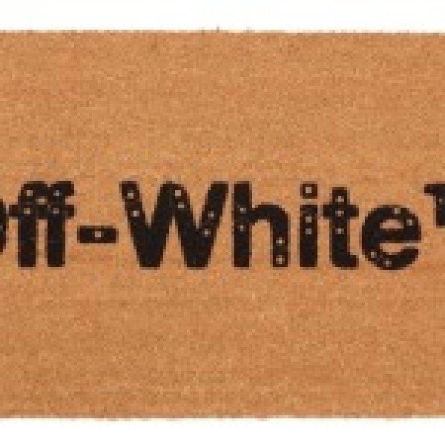 What an Off White Rug Does to Your Empty Room