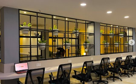 Need a Workspace for Your Growing Team? How to Choose Between Shared Desks and Private Offices in Lahore
