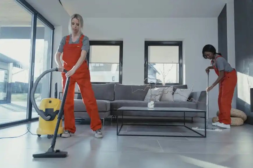 10 Signs Your Home Needs Professional Cleaning Services