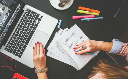 Why Legal Coursework Writing Feels Rigid to New Students