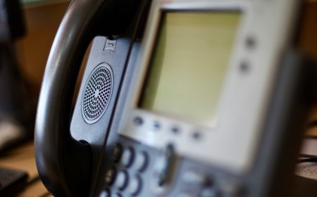 How Cloud Phone Systems Are Changing Modern Business Communications