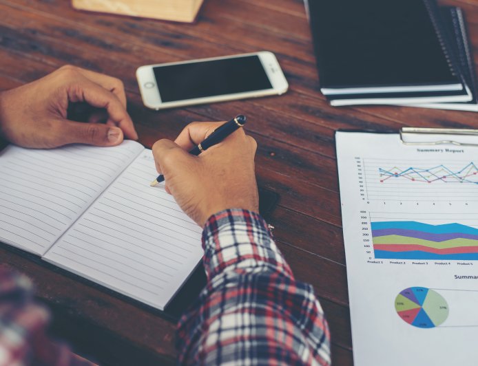 Business Assignment: Guide to Research, Planning and Writing